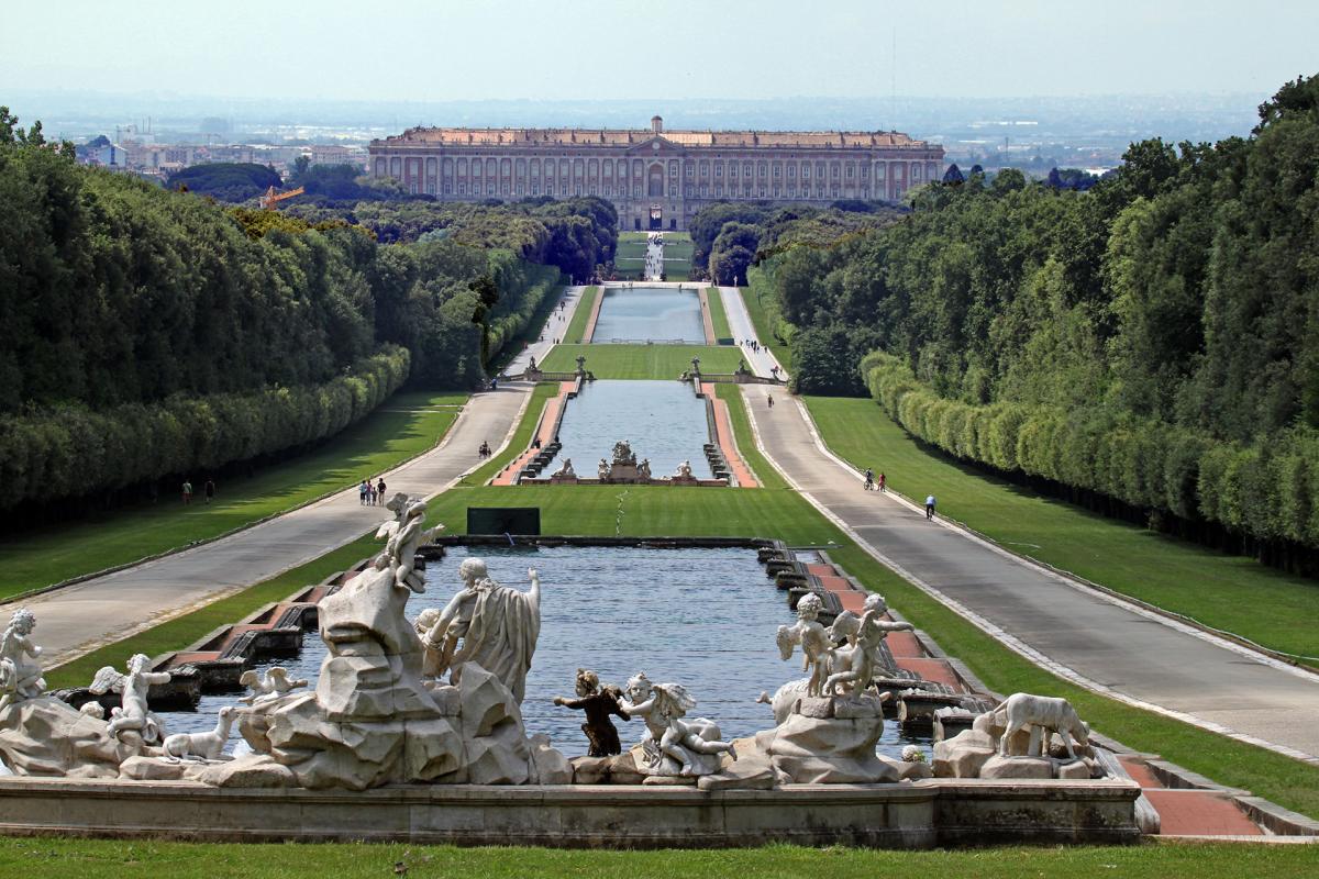 Naples and Caserta Royal Palace Excursion